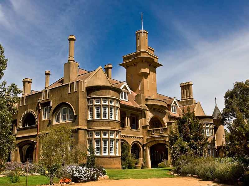 Iandra Castle